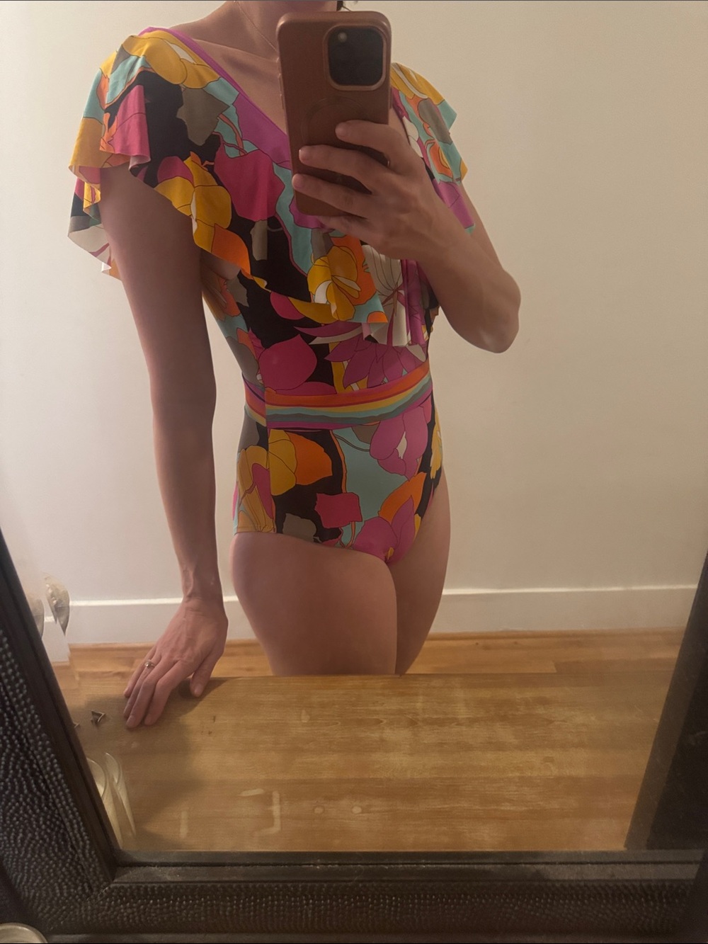 California Cool Trina Turk Vibrant Floral Ruffle One-Piece Resort wear 6/8 - Picture 2 of 10